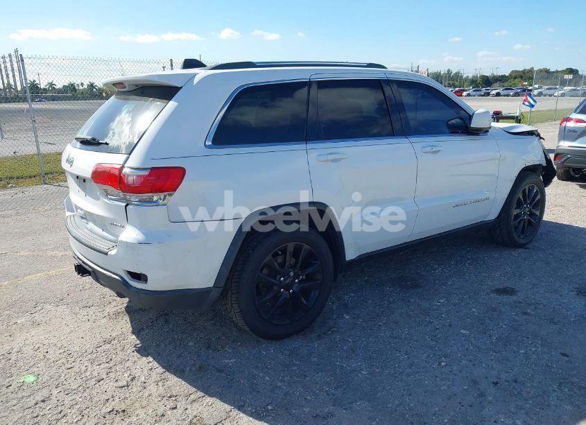 Photo 4 of 2015 Jeep Grand CHEROKEE LAREDO (VIN 1C4RJEAG2FC826353)