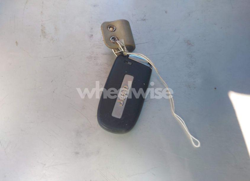 Photo 11 of 2017 Jeep Grand CHEROKEE ALTITUDE 4X2 (VIN 1C4RJEAG2HC823049)