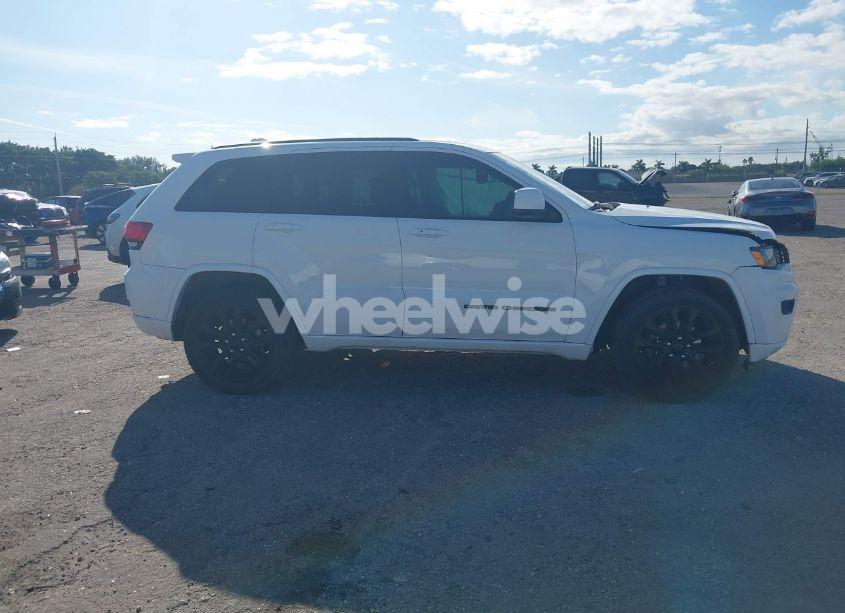 Photo 13 of 2017 Jeep Grand CHEROKEE ALTITUDE 4X2 (VIN 1C4RJEAG2HC823049)