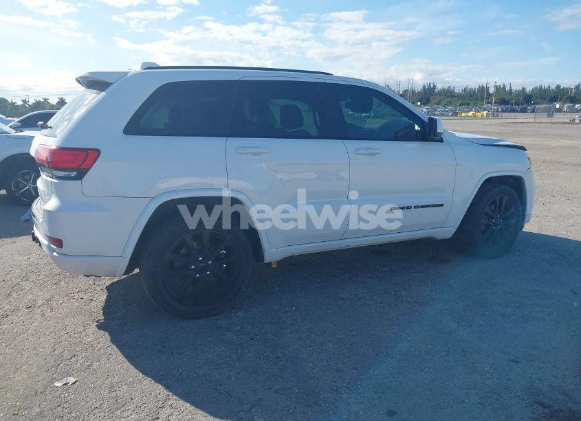 Photo 4 of 2017 Jeep Grand CHEROKEE ALTITUDE 4X2 (VIN 1C4RJEAG2HC823049)
