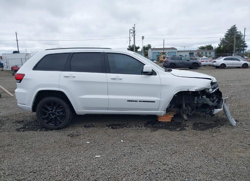 Photo 13 of 2017 Jeep Grand CHEROKEE ALTITUDE 4X2 (VIN 1C4RJEAG2HC826677)