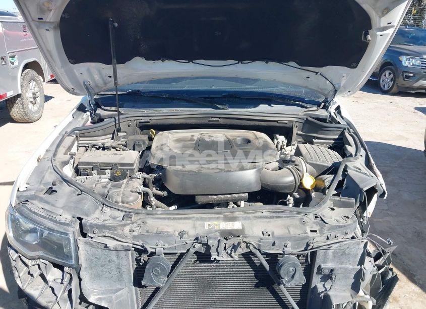 Photo 10 of 2018 Jeep Grand CHEROKEE LAREDO 4X2 (VIN 1C4RJEAG2JC428990)