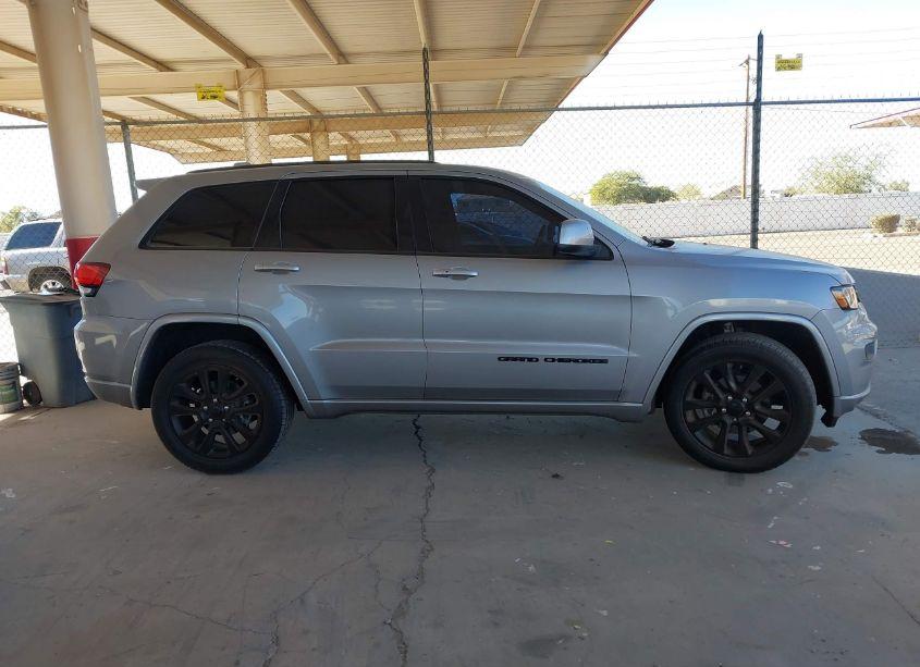 Photo 13 of 2018 Jeep Grand CHEROKEE ALTITUDE 4X2 (VIN 1C4RJEAG2JC430691)