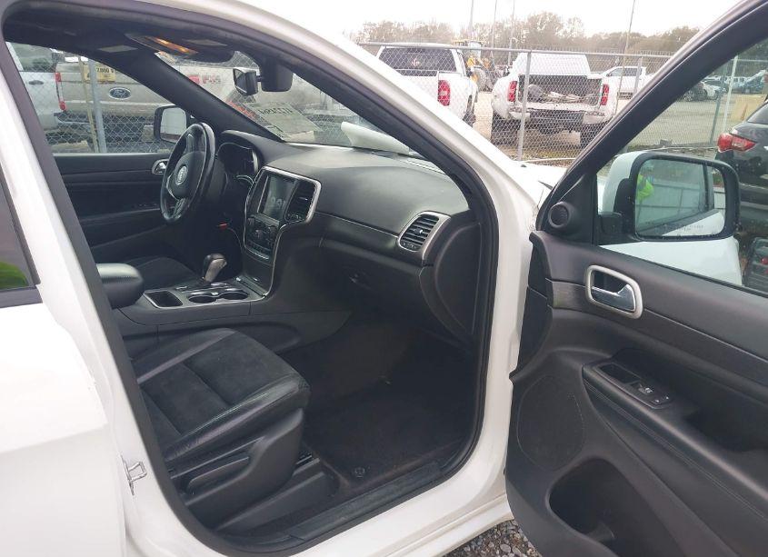 Photo 5 of 2018 Jeep Grand CHEROKEE ALTITUDE 4X2 (VIN 1C4RJEAG2JC460158)