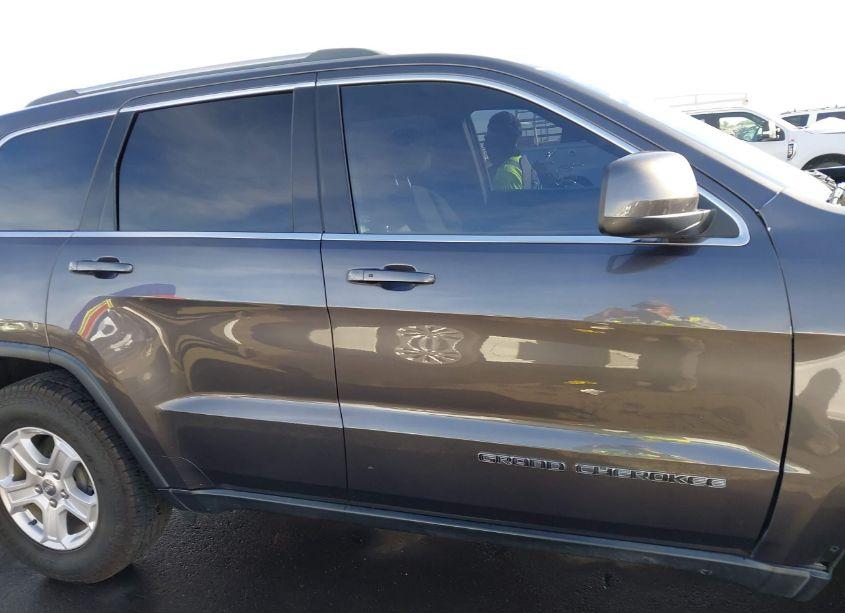 Photo 12 of 2019 Jeep Grand CHEROKEE LAREDO E 4X2 (VIN 1C4RJEAG2KC776497)