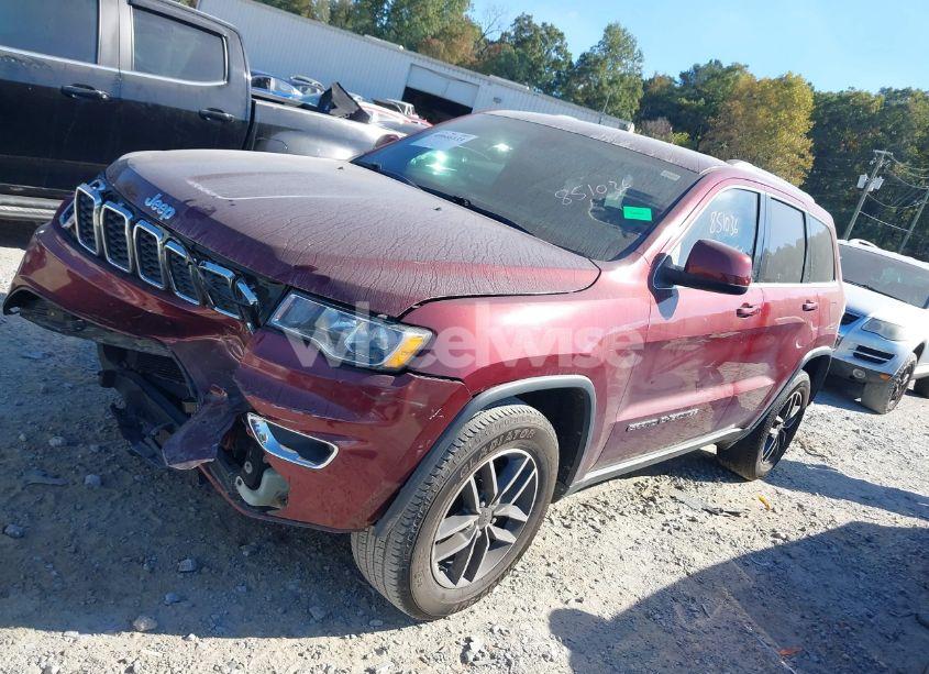 Photo 2 of 2019 Jeep Grand CHEROKEE LAREDO E 4X2 (VIN 1C4RJEAG2KC851036)