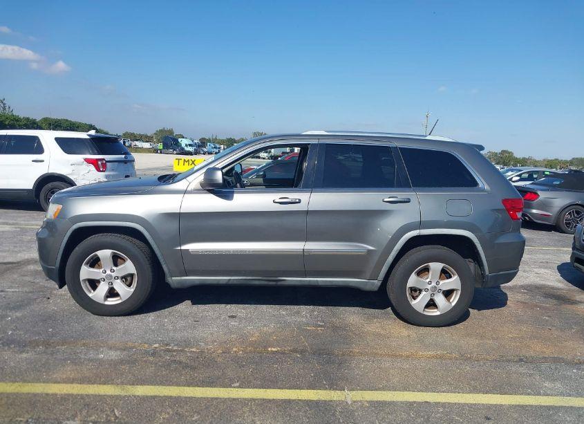 Photo 14 of 2012 Jeep Grand CHEROKEE LAREDO (VIN 1C4RJEAG3CC157618)