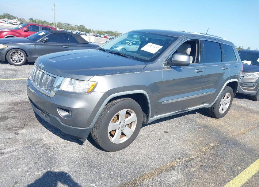 Photo 2 of 2012 Jeep Grand CHEROKEE LAREDO (VIN 1C4RJEAG3CC157618)