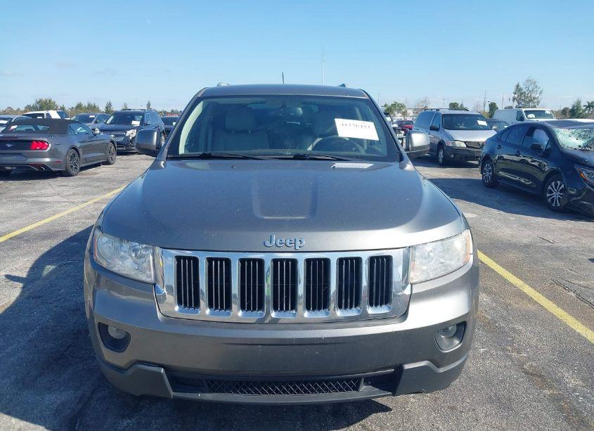 Photo 6 of 2012 Jeep Grand CHEROKEE LAREDO (VIN 1C4RJEAG3CC157618)