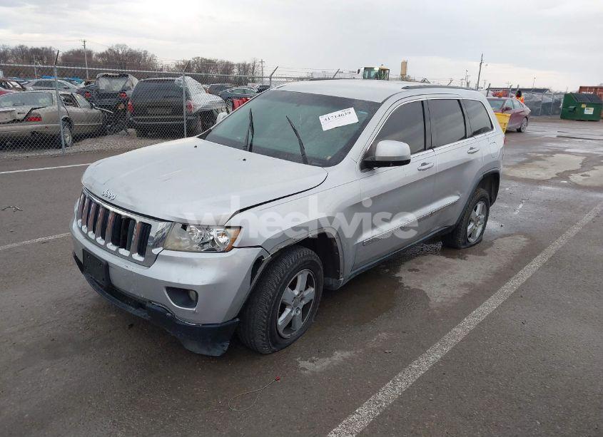 Photo 2 of 2012 Jeep Grand CHEROKEE LAREDO (VIN 1C4RJEAG3CC167128)