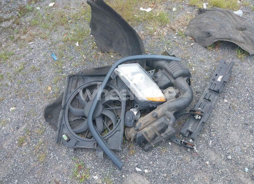 Photo 12 of 2013 Jeep Grand CHEROKEE LAREDO (VIN 1C4RJEAG3DC588574)