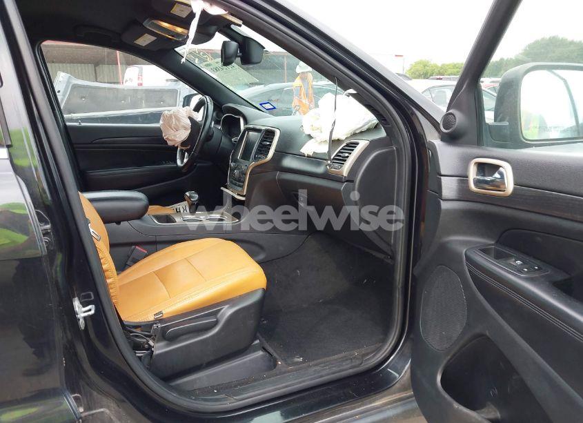 Photo 5 of 2014 Jeep Grand CHEROKEE LAREDO (VIN 1C4RJEAG3EC145150)