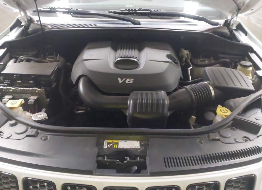 Photo 10 of 2015 Jeep Grand CHEROKEE ALTITUDE (VIN 1C4RJEAG3FC654253)