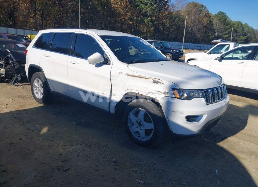 2017 Jeep Grand CHEROKEE LAREDO 4X2 (VIN 1C4RJEAG3HC614855) main photo