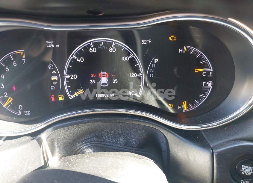 Photo 7 of 2017 Jeep Grand CHEROKEE LAREDO 4X2 (VIN 1C4RJEAG3HC614855)