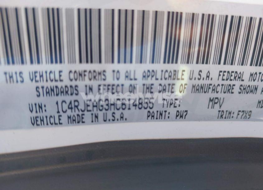 Photo 9 of 2017 Jeep Grand CHEROKEE LAREDO 4X2 (VIN 1C4RJEAG3HC614855)