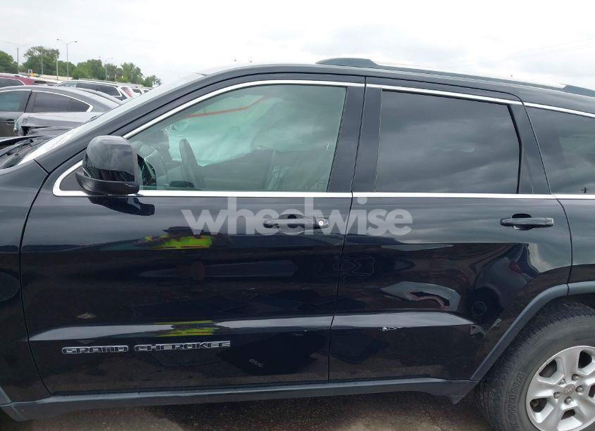 Photo 14 of 2017 Jeep Grand CHEROKEE LAREDO 4X2 (VIN 1C4RJEAG3HC647337)