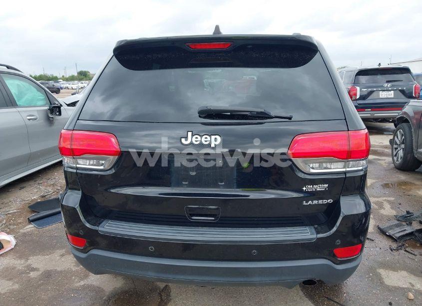 Photo 16 of 2017 Jeep Grand CHEROKEE LAREDO 4X2 (VIN 1C4RJEAG3HC647337)