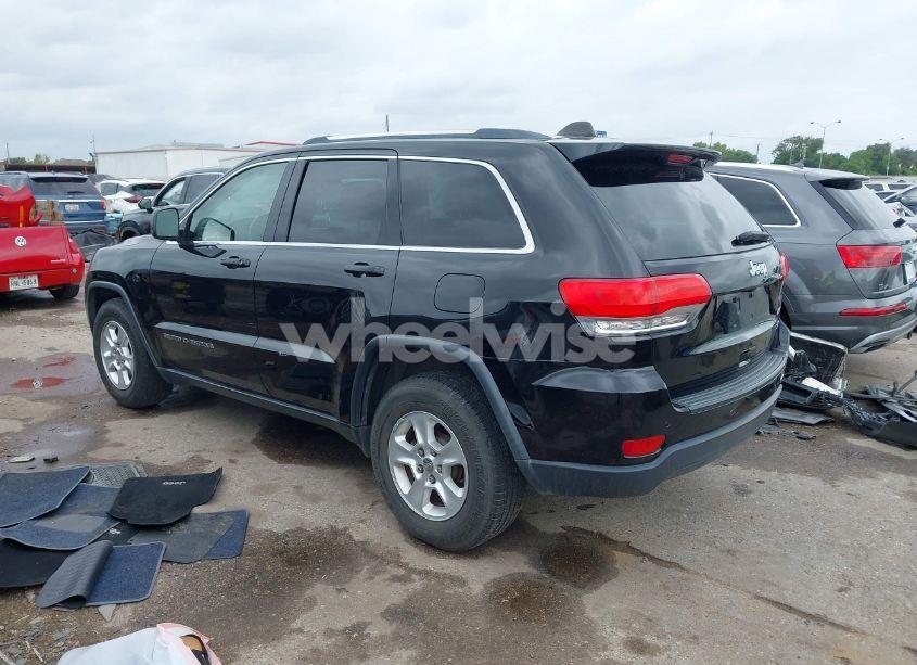 Photo 3 of 2017 Jeep Grand CHEROKEE LAREDO 4X2 (VIN 1C4RJEAG3HC647337)