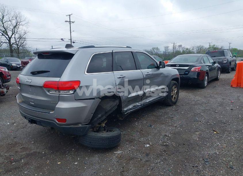 Photo 4 of 2017 Jeep Grand CHEROKEE LAREDO 4X2 (VIN 1C4RJEAG3HC669080)