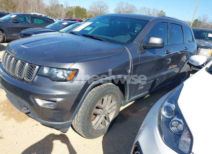 Photo 2 of 2017 Jeep Grand CHEROKEE 75TH ANNIVERSARY EDITION 4X2 (VIN 1C4RJEAG3HC686025)