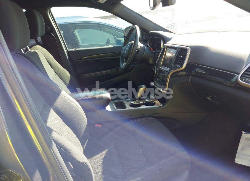 Photo 5 of 2017 Jeep Grand CHEROKEE 75TH ANNIVERSARY EDITION 4X2 (VIN 1C4RJEAG3HC686025)