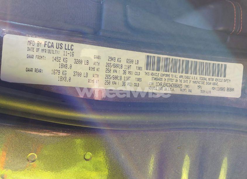 Photo 9 of 2017 Jeep Grand CHEROKEE 75TH ANNIVERSARY EDITION 4X2 (VIN 1C4RJEAG3HC686025)