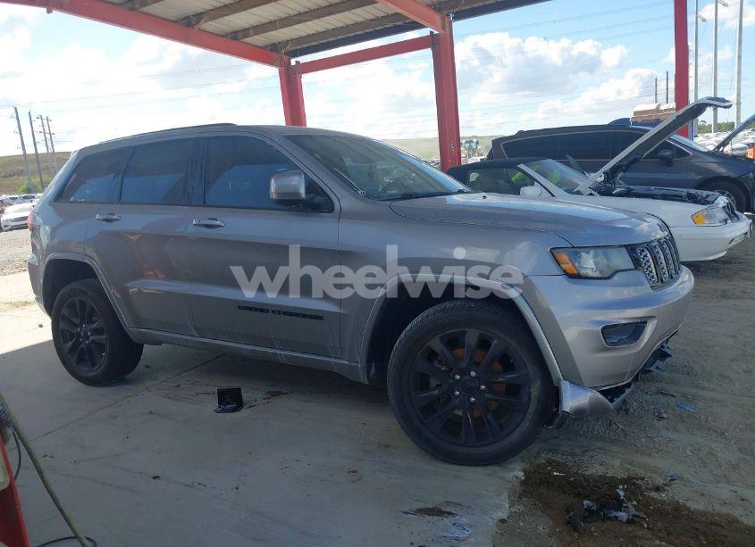 Photo 13 of 2017 Jeep Grand CHEROKEE ALTITUDE 4X2 (VIN 1C4RJEAG3HC826915)