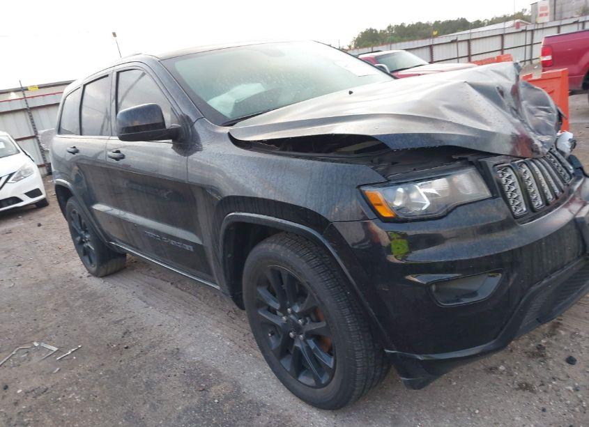 2018 Jeep Grand CHEROKEE ALTITUDE 4X2 (VIN 1C4RJEAG3JC493833) main photo