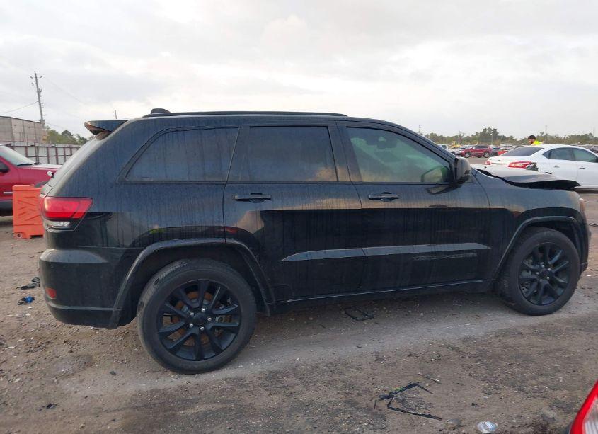Photo 13 of 2018 Jeep Grand CHEROKEE ALTITUDE 4X2 (VIN 1C4RJEAG3JC493833)