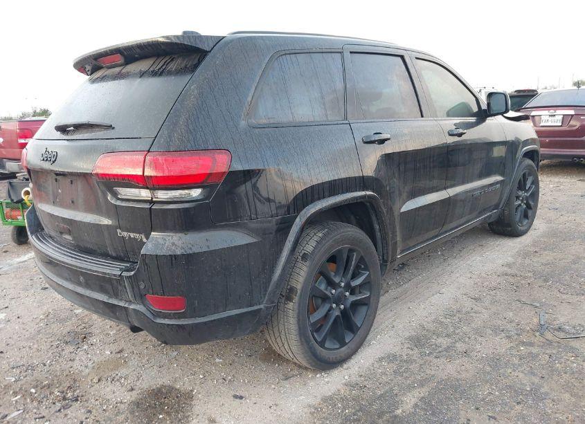 Photo 4 of 2018 Jeep Grand CHEROKEE ALTITUDE 4X2 (VIN 1C4RJEAG3JC493833)