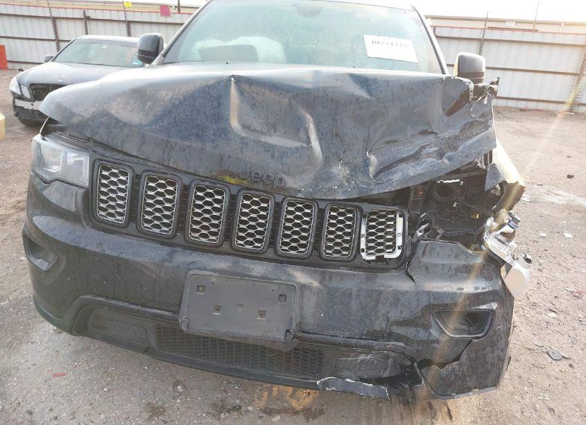 Photo 6 of 2018 Jeep Grand CHEROKEE ALTITUDE 4X2 (VIN 1C4RJEAG3JC493833)