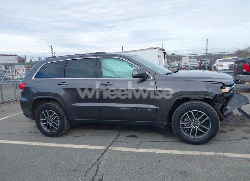 Photo 13 of 2019 Jeep Grand CHEROKEE LAREDO E 4X2 (VIN 1C4RJEAG3KC580777)