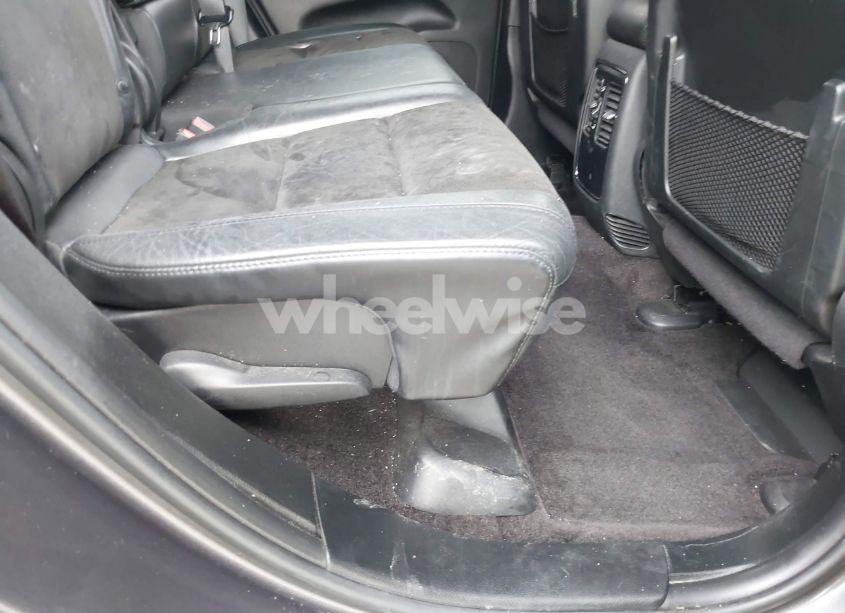 Photo 8 of 2019 Jeep Grand CHEROKEE LAREDO E 4X2 (VIN 1C4RJEAG3KC580777)