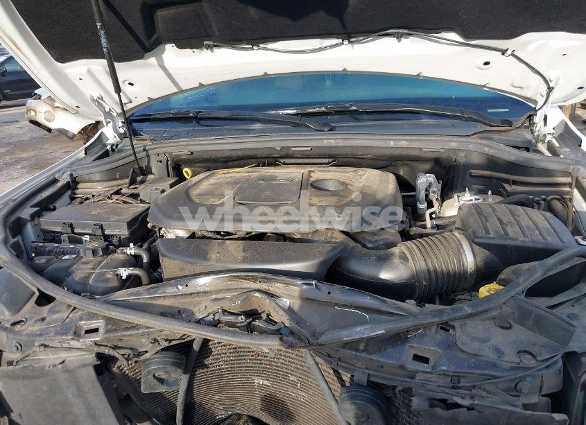 Photo 10 of 2019 Jeep Grand CHEROKEE ALTITUDE 4X2 (VIN 1C4RJEAG3KC716017)