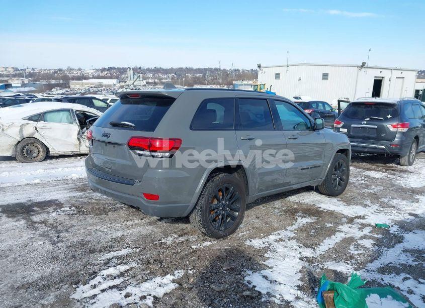 Photo 4 of 2019 Jeep Grand CHEROKEE ALTITUDE 4X2 (VIN 1C4RJEAG3KC752421)