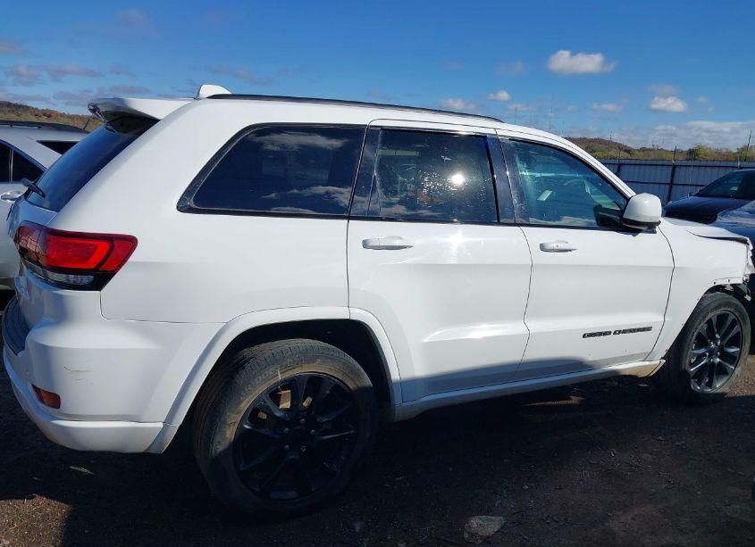Photo 13 of 2020 Jeep Grand CHEROKEE LAREDO (VIN 1C4RJEAG3LC181918)