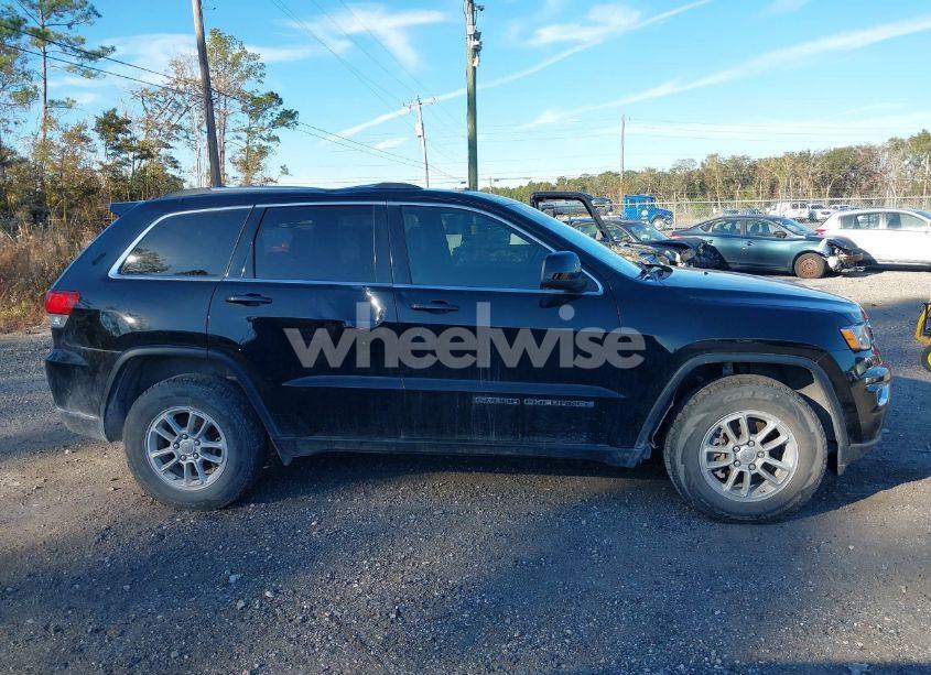 Photo 13 of 2020 Jeep Grand CHEROKEE LAREDO E 4X2 (VIN 1C4RJEAG3LC245794)