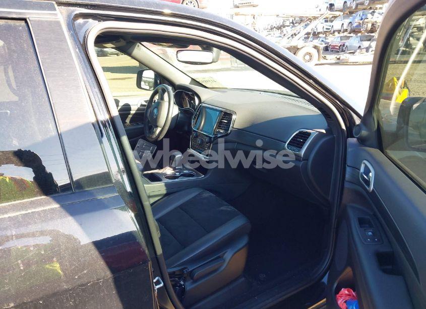 Photo 5 of 2020 Jeep Grand CHEROKEE ALTITUDE 4X2 (VIN 1C4RJEAG3LC428323)