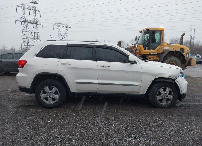 Photo 13 of 2012 Jeep Grand CHEROKEE LAREDO (VIN 1C4RJEAG4CC105530)