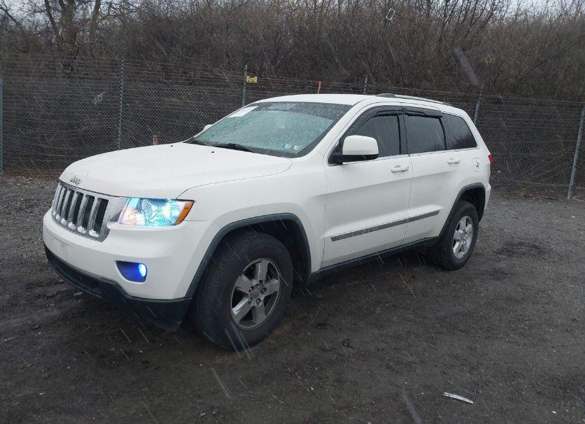 Photo 2 of 2012 Jeep Grand CHEROKEE LAREDO (VIN 1C4RJEAG4CC105530)