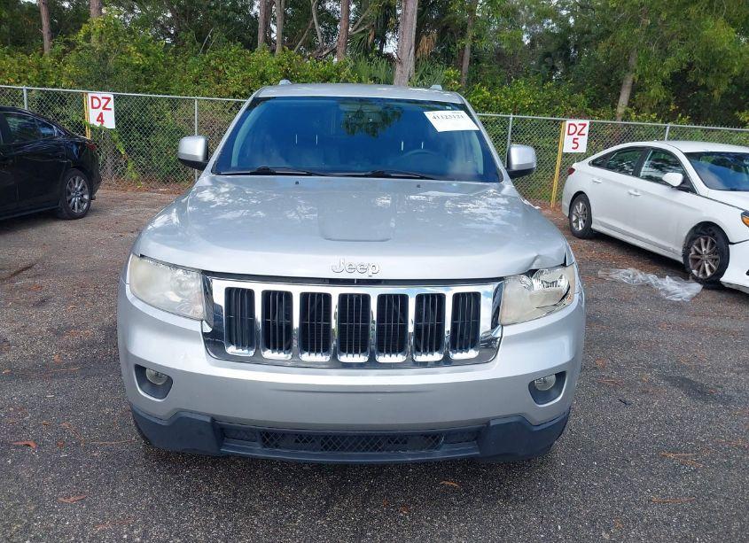 Photo 12 of 2012 Jeep Grand CHEROKEE LAREDO (VIN 1C4RJEAG4CC223044)