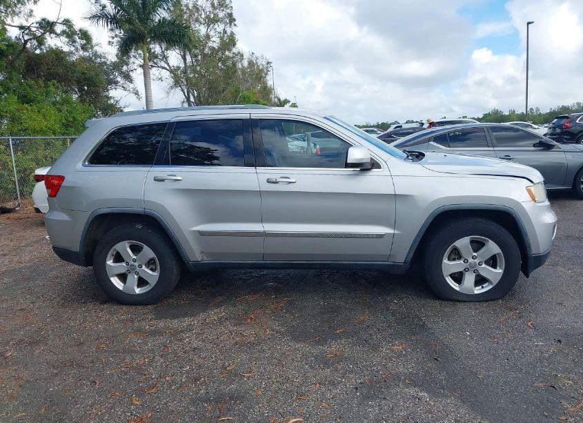 Photo 13 of 2012 Jeep Grand CHEROKEE LAREDO (VIN 1C4RJEAG4CC223044)