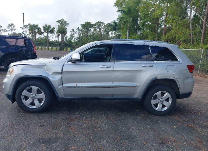 Photo 14 of 2012 Jeep Grand CHEROKEE LAREDO (VIN 1C4RJEAG4CC223044)