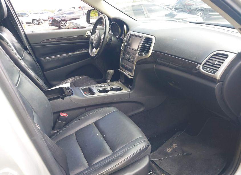Photo 5 of 2012 Jeep Grand CHEROKEE LAREDO (VIN 1C4RJEAG4CC223044)