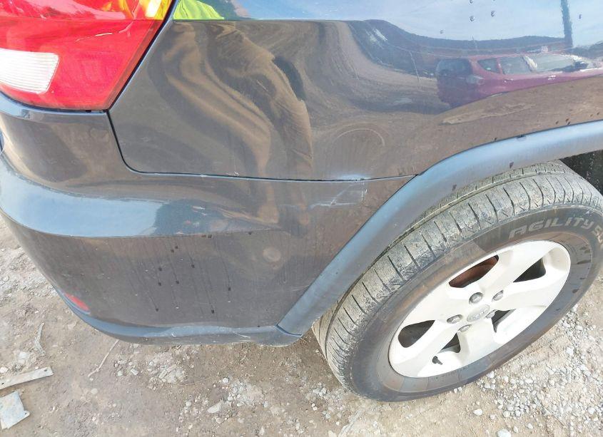 Photo 17 of 2012 Jeep Grand CHEROKEE LAREDO (VIN 1C4RJEAG4CC314167)