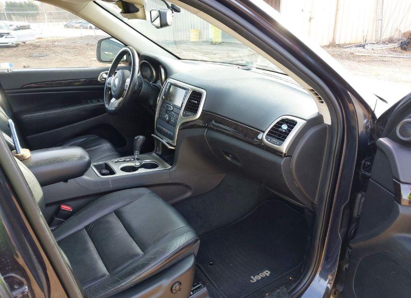 Photo 5 of 2012 Jeep Grand CHEROKEE LAREDO (VIN 1C4RJEAG4CC314167)