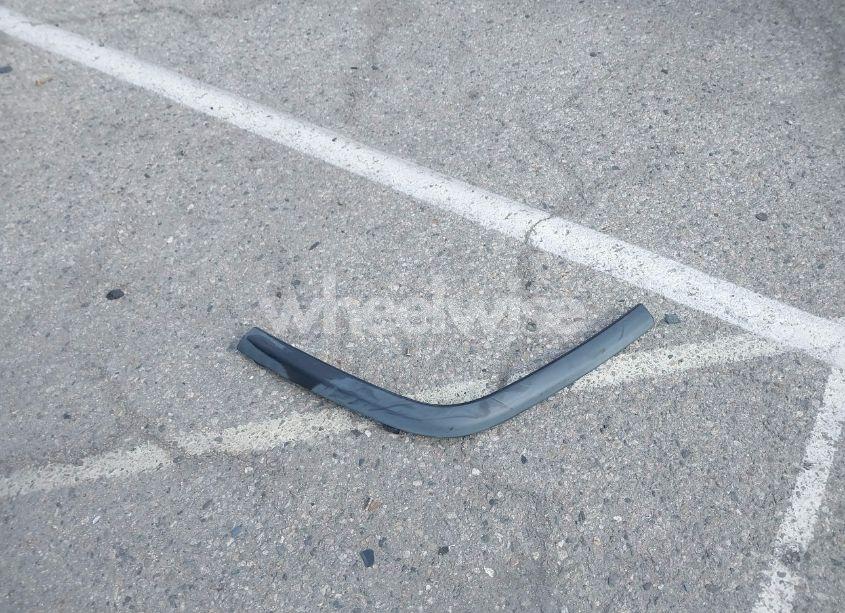 Photo 12 of 2012 Jeep Grand CHEROKEE LAREDO (VIN 1C4RJEAG4CC362672)