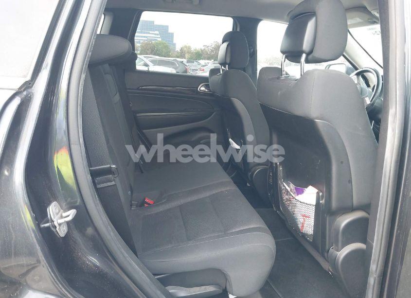 Photo 8 of 2012 Jeep Grand CHEROKEE LAREDO (VIN 1C4RJEAG4CC362672)