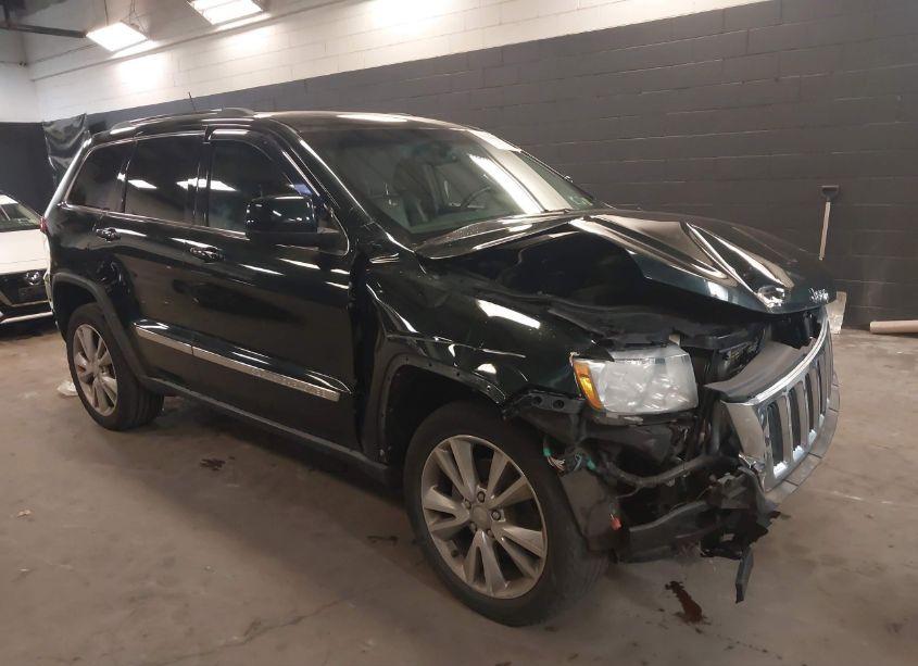 2013 Jeep Grand CHEROKEE LAREDO (VIN 1C4RJEAG4DC610601) main photo